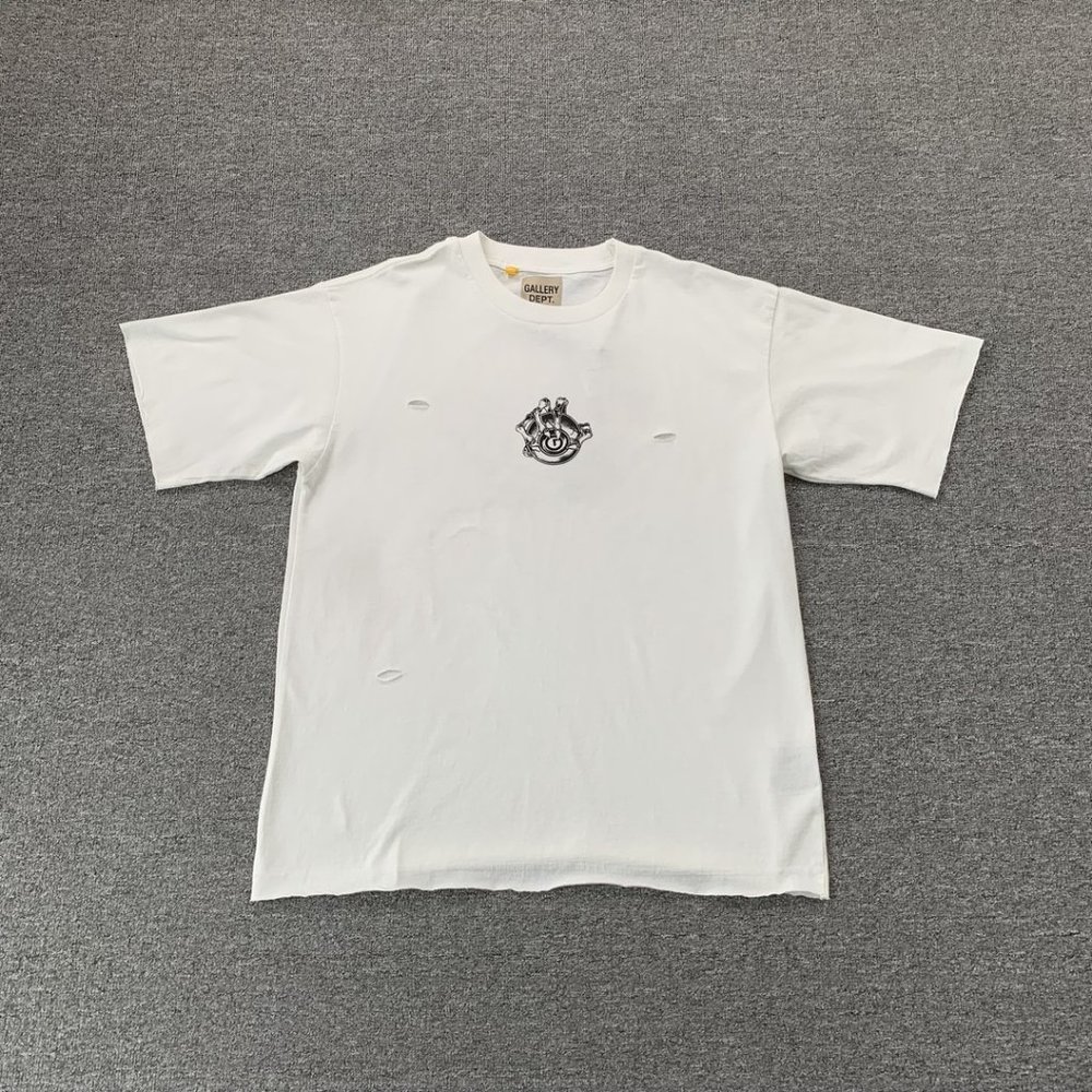 Gallery White Short Sleeve Big Eye Letter Print